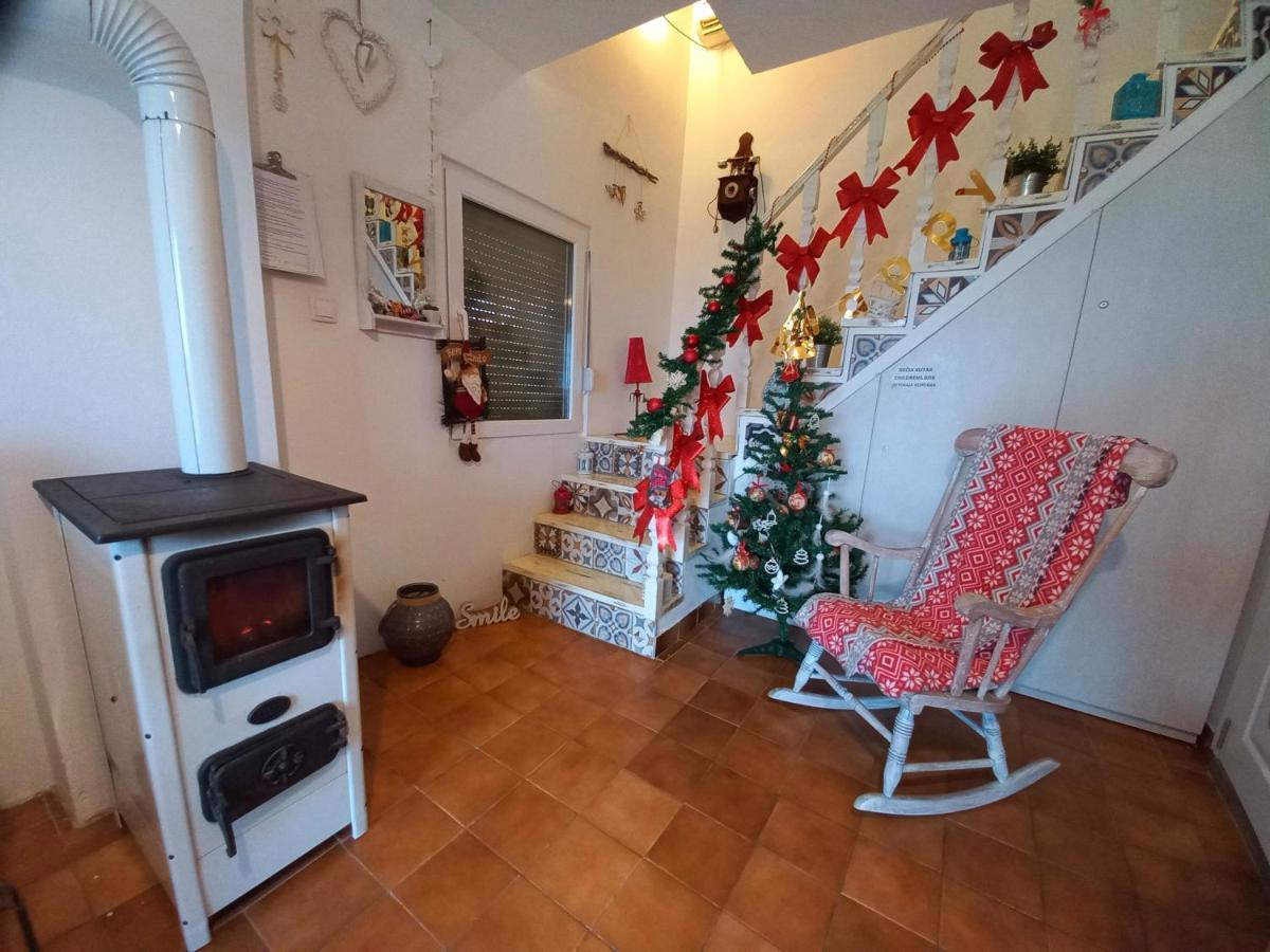 Honey hill apartment Fruska Gora Cerevic Exteriör bild